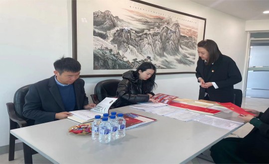 1.長(zhǎng)春市委組織部工作人員蒞臨國(guó)信集團(tuán)調(diào)研黨建工作_副本.jpg
